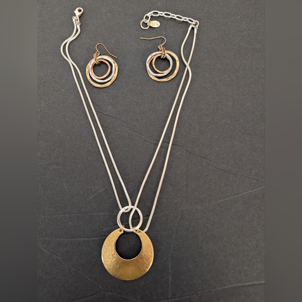 Necklace Marjorie Baer S.F Signed Two Tone . The Earrings Include But Not Signed